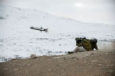 Lalit Ghag: Successful Javelin missile firing test from an armoured ...