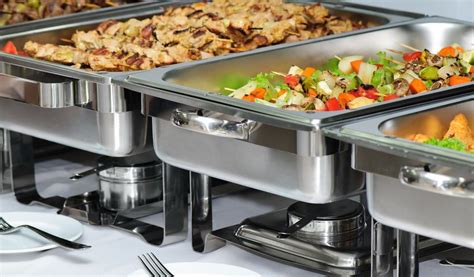 Catering For Large Crowds At Events Ten Tips On Cooking For A Big Party