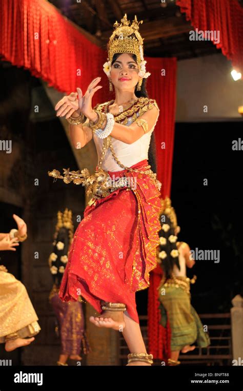 Beautiful Apsara Dancer Performing Traditional Khmer Dances Siem Reap