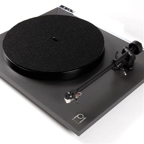 Rega Planar Plus Multi Award Winning Plug And Play Turntable With