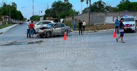 Hoy Tamaulipas Accidente En Tamaulipas Ebrio Conductor Impacta Su Auto Contra Camioneta