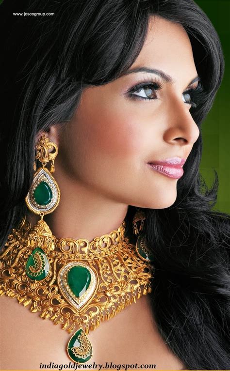 Indian Gold And Diamond Jewellery Designer Bridal Emerald Gold