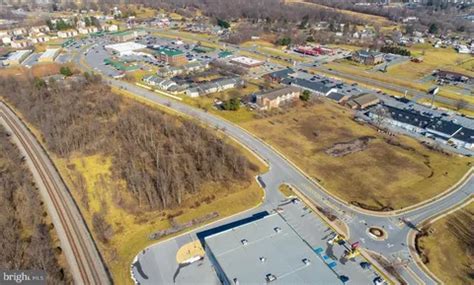 airport  martinsburg wv  realtorcom