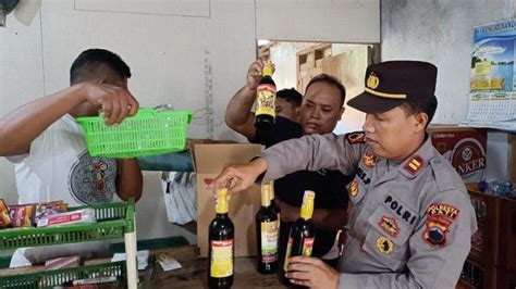 Polisi Razia Warung Miras Di Tayu Pati Belasan Botol Anggur Hingga