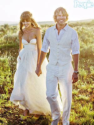 Eric Christian Olsen Wedding Photos - 27 Unconventional But Totally Awesome Wedding Ideas