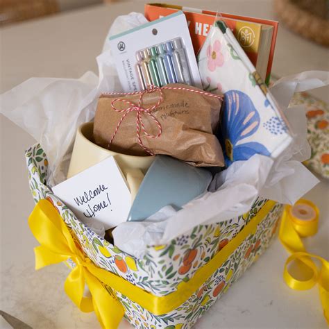 How To Make A DIY Gift Basket - Ashley Brooke | Lifestyle Blog