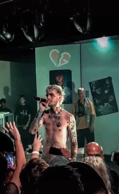 Lil Peep Live Forever: A Captivating Performance