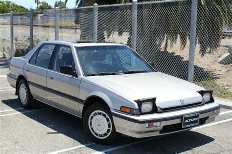 24K Miles 1988 Honda Accord Sedan 4 Door LX I 2 0 Liter Classic For