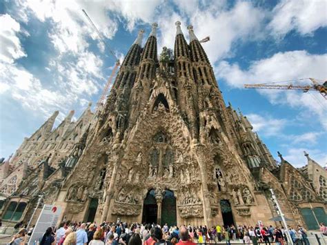 Barcelona Szybka Wycieczka Z Przewodnikiem Po Sagrada Familia