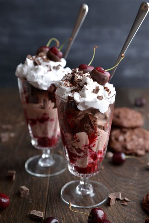 Black Forest Ice Cream Sundae Vegan Bakemas Day 12 Thức ăn Ẩm