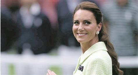 Kate Middleton reaparece en público tras problemas de salud