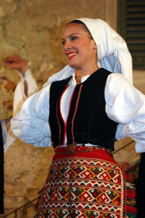 Pin by Susan E on Folkwear of former Yugoslavia | Folk costume, Fashion ...