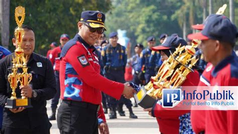 InfoPublik Dirjen Bina Adwil Tekankan Redkar Untuk Tingkatkan Layanan