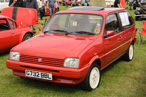 MG Metro Turbo (94 Hp) 1982 - 1990 Specs and Technical Data, Fuel ...