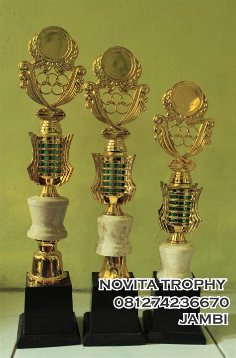 Jual Piala Murah Untuk Hadiah Lomba Wisuda Anak Tk Dll Jual