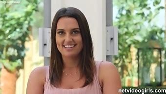 Finger Thick Girl With Big Ass And Big Tits Can T Wait To Get Her Brains Fucked Out XXXN