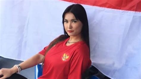 Foto Ditolak Akan Ke Jakarta Ini Dia Profil Lengkap Bintang Porno Miyabi