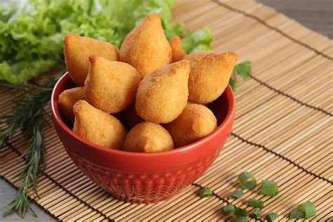 Receita De Coxinha De Frango Para Vender Salgados Para Vender