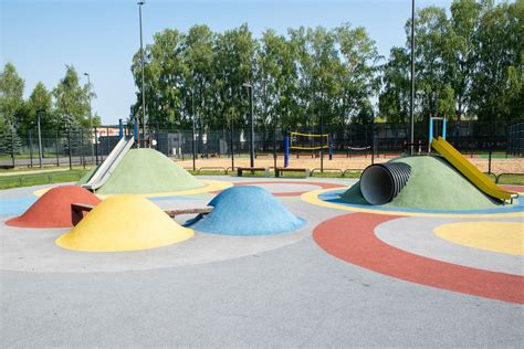 active play opportunities  child care world playground research