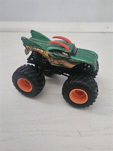 Hot Wheels Monster Jam Truck Green Dragon Toy Car Scale Contemporary Manufacture