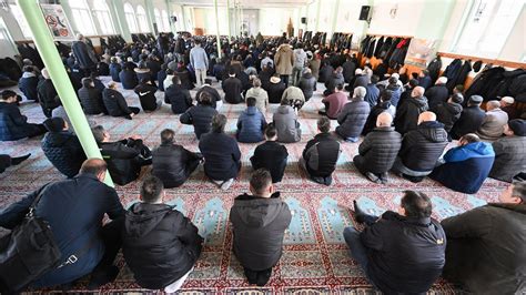 Moschee Neubau Im Ramadan Muslime In Stuttgart Vor Problemen SWR Aktuell