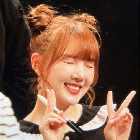 Girl Gfriend Yerin Red Icons