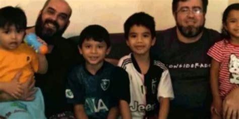 Pareja gay adopta a niños de un albergue en Brasil