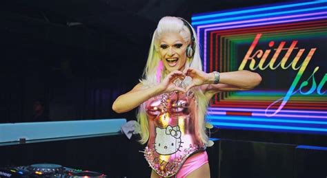 Dj Kitty Glitter Kitty Su Delhi
