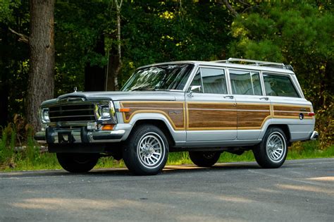 Jeep Wagoneer Sj Resurrección Eléctrica