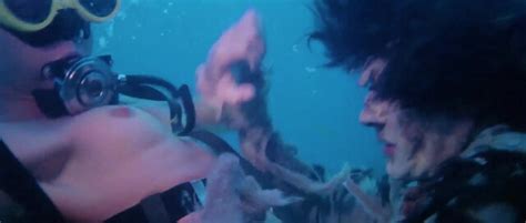 Nude Video Celebs Auretta Gay Nude Zombi