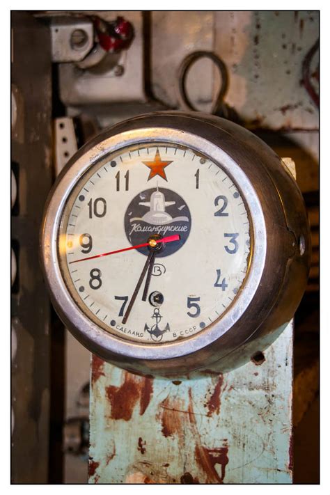 B-515 board clock by re-inventing on DeviantArt