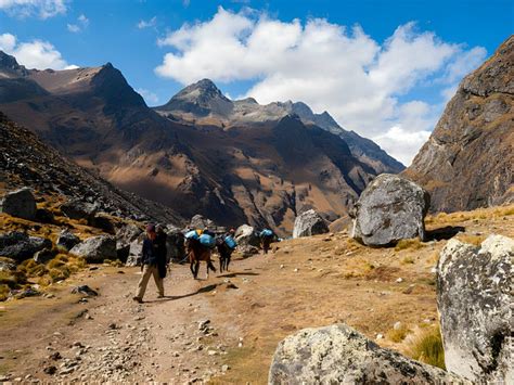 Exploring Machu Picchu The Benefits Of Small Group Tours Peruways