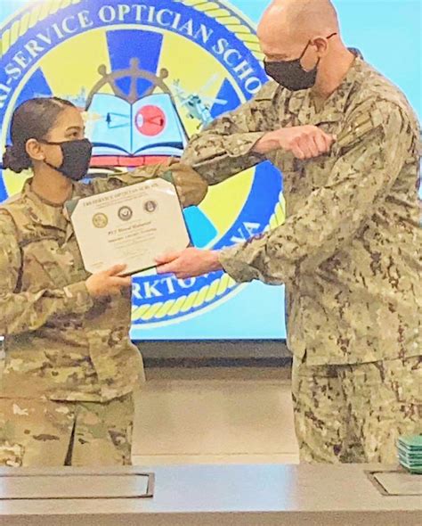 A young soldier's journey to help others see > u.s. army reserve > news-display