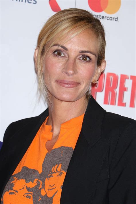 Celebrity Photos