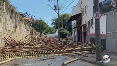 Bom Dia Cidade Campinas Piracicaba Carreta Carga De Madeira