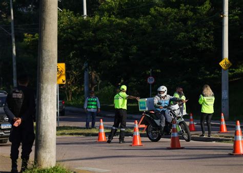 Dia D Maio Amarelo Blitz Orienta Motociclistas Sobre Boa Conduta E