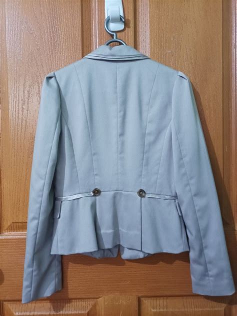 Clovis Nude Blazer Women S Fashion Coats Jackets And Outerwear On Carousell
