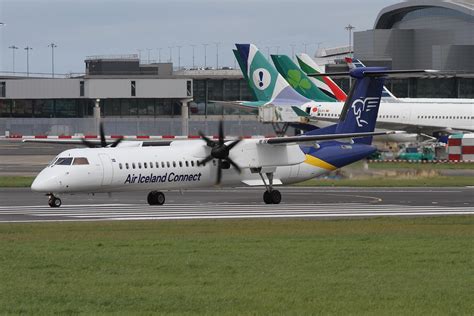 Tf Fxi Air Iceland Connect Dash Seen At Eidw Aug Flickr