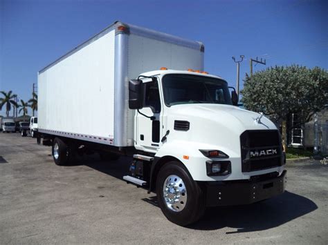 2023 New Mack Md6 Like New 26ft Dry Box Truck Liftgate At Tri Leasing