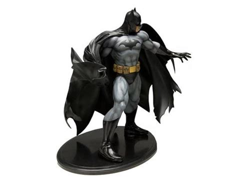 Estátua Batman Black Costume Artfx Statue 1 6 Kotobukiya