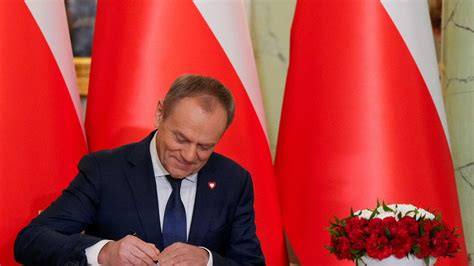 Donald Tusk Zaprzysi Ony Na Nowego Premiera Polski Oto Wyzwania