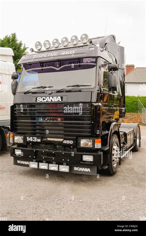 Scania Lorry Hi Res Stock Photography And Images Alamy