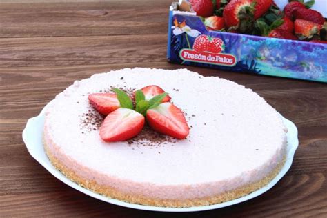 Tarta Fácil De Fresas Y Chocolate Blanco Postres Fáciles Y Ricos