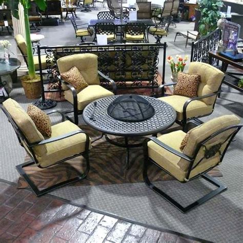 5 Piece Heritage Deep Seating Fire Pit Patio Set