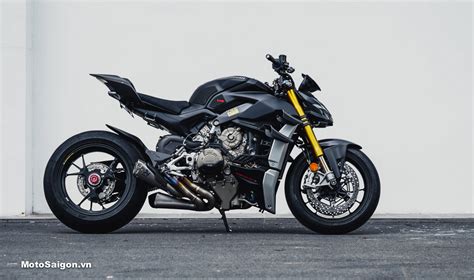 Ducati Streetfighter V4 S 2021 Màu đen Dark Stealth Lên Vài Món đồ Chơi