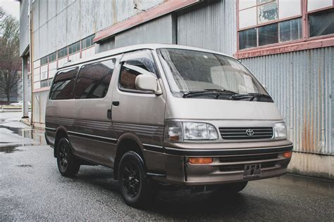 Toyota Hiace Super Custom Wd Adamsgarage Sodo Moto