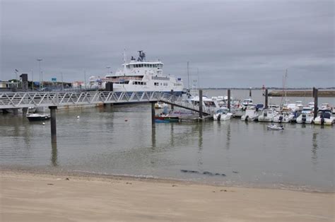 Paseo en barco por la costa vasco francesa en San Sebastián