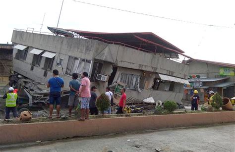 Potente Terremoto De Magnitud 6 8 Sacude Filipinas