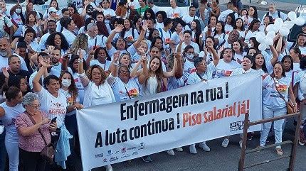 Concursos Saúde Bolsonaro sanciona piso salarial da Enfermagem