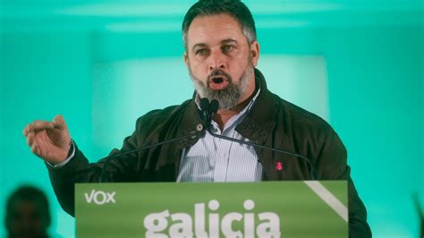 Abascal pide a su Ejecutiva ser la única oposición a Sánchez y cumplir